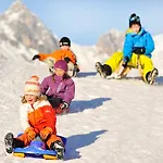 Family Friendly - With Beautiful Mountain Views *