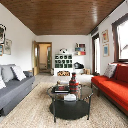 Family Friendly Chalet - Central With Beautiful Mountain Views