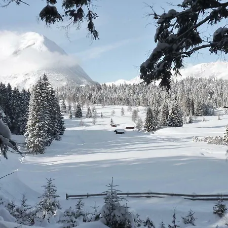 Family Friendly Chalet - Central With Beautiful Mountain Views Apartment *