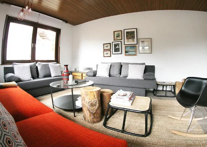 Family Friendly - With Beautiful Mountain Views Lejlighed