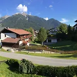 Family Friendly - With Beautiful Mountain Views Lejlighed Seefeld in Tirol