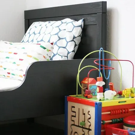 Family Friendly Chalet - Central With Beautiful Mountain Views