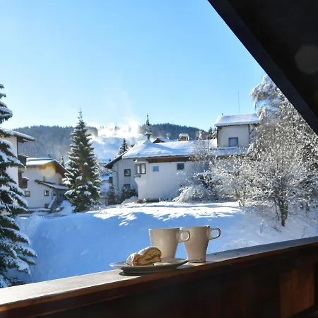 Family Friendly Chalet - Central With Beautiful Mountain Views *